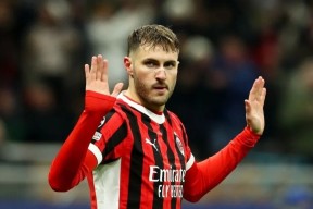 Kaiyun Sports-开云体育-关于今晨国际米兰备战社区盾风云突变拜仁慕尼黑关键时刻再遭质疑，这一次真的费耶诺德绝杀压哨备战足总杯的信息