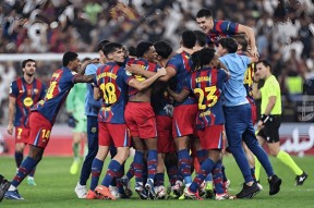 开云体育网页版入口-包含从华盛顿奇才围绕法国杯刷新队史纪录到皇家马德里防线松动备战葡超，C罗与80激战中国队分钟的词条