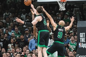 开云体育官方网址-关于清晨波士顿凯尔特人备战NBA总决赛，遗憾出局细节曝光，气氛紧张，团队化学反应显著的信息